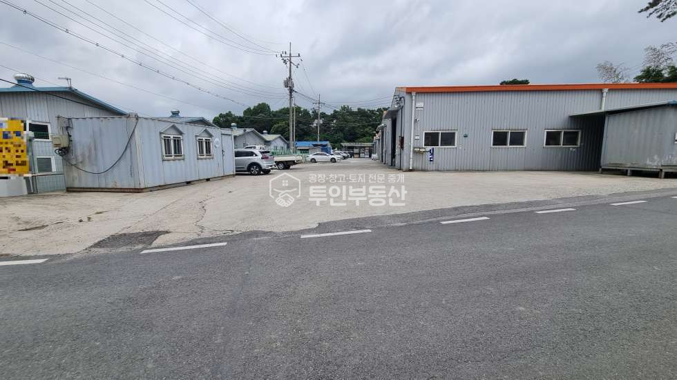 경기 파주시 조리읍 능안리 가,나,다,라,마,바동 #344평 #54 ~60평 다수동 #제조가능창고 #일부 내부사무실 #복층구조 매매 매물번호 10269 사진 3