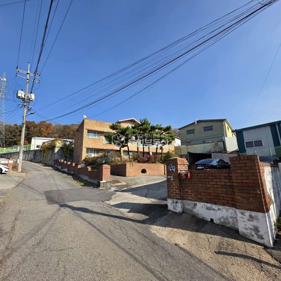 경기 고양일산동구 문봉동 #284평 #기존주택있음 #멸실 후 신축추천 #물류 및 제조창고 추천 매매 매물번호 10220 사진 1