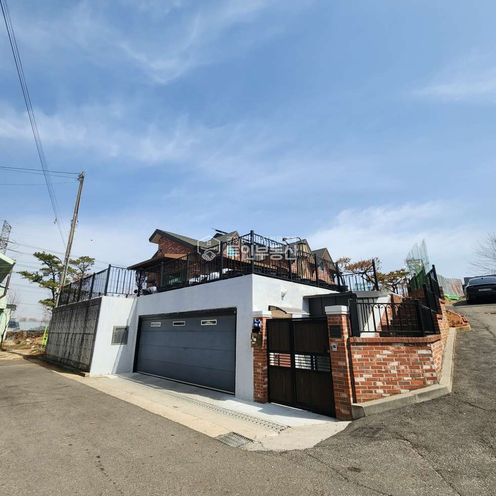 경기 고양일산동구 설문동 #31평 #프리이빗한전원주택 #방2화2 #벙커주차장 #입주협의가능 매매 매물번호 10057 사진 1