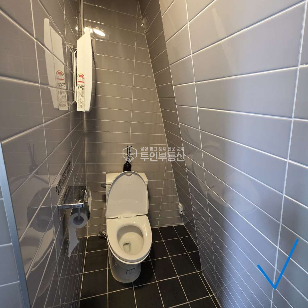 서울 마포구 합정동 #연 36평 #3~5층 연층임대 #분할임차가능 #시스템에어컨 #각 층 남여 구분화장실 #주차가능 월세 매물번호 10408 사진 11