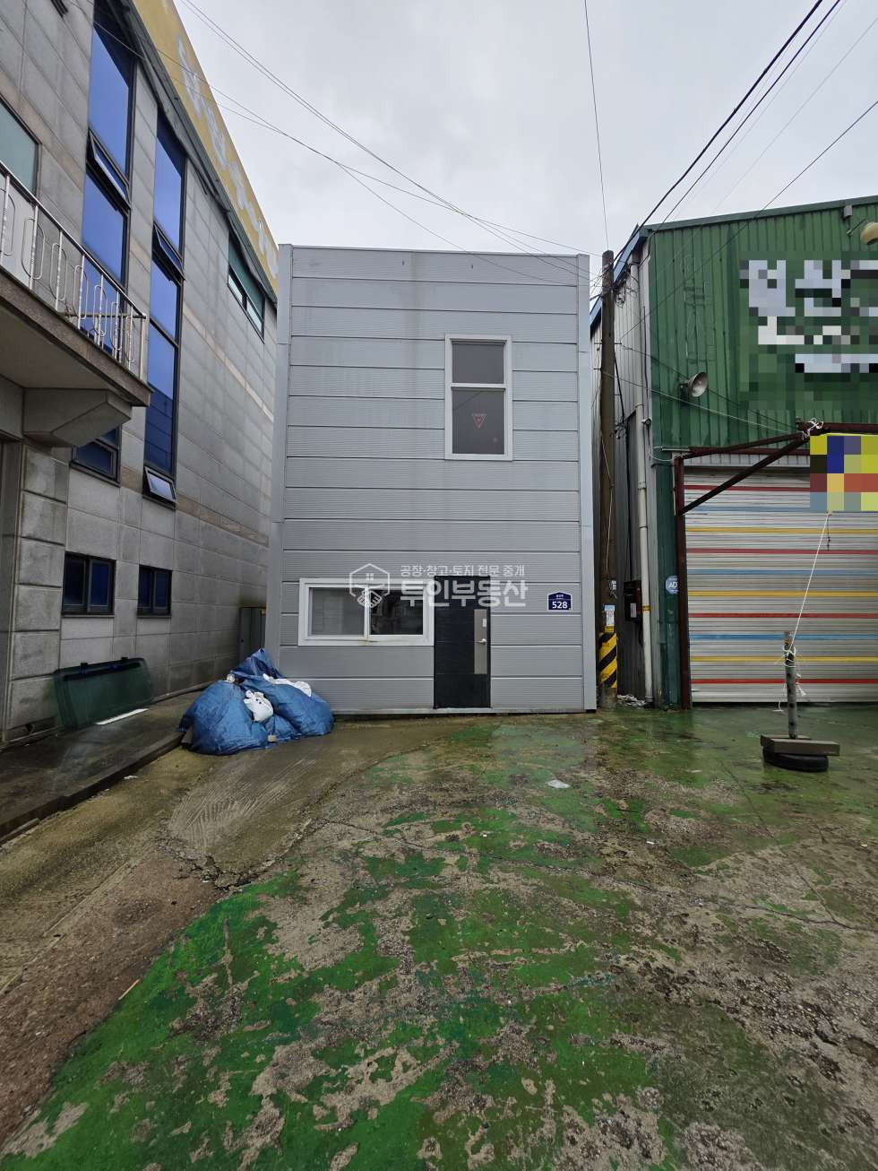 경기 고양일산서구 덕이동 3,4,5동 #135평 #정비공장매매 # 별도사무동있음 #자동차관련시설 #층고7.5m 매매 매물번호 10271 사진 7