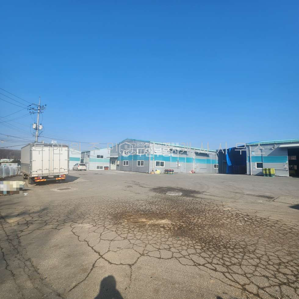 경기 고양일산동구 성석동 #연 360평 #120평 X 3동 #광활한마당 #전 차종 진출입 #택배물류 및 야적물류 추천 #제조가능창고 매매 매물번호 10078 사진 2