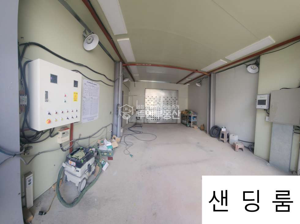 경기 고양일산동구 문봉동 #75평 #1동 30평 X 2층 2동 17평 #단독마당 #자동차정비공장 #최신식도색부스 #고 10.6M 월세 매물번호 10023 사진 4